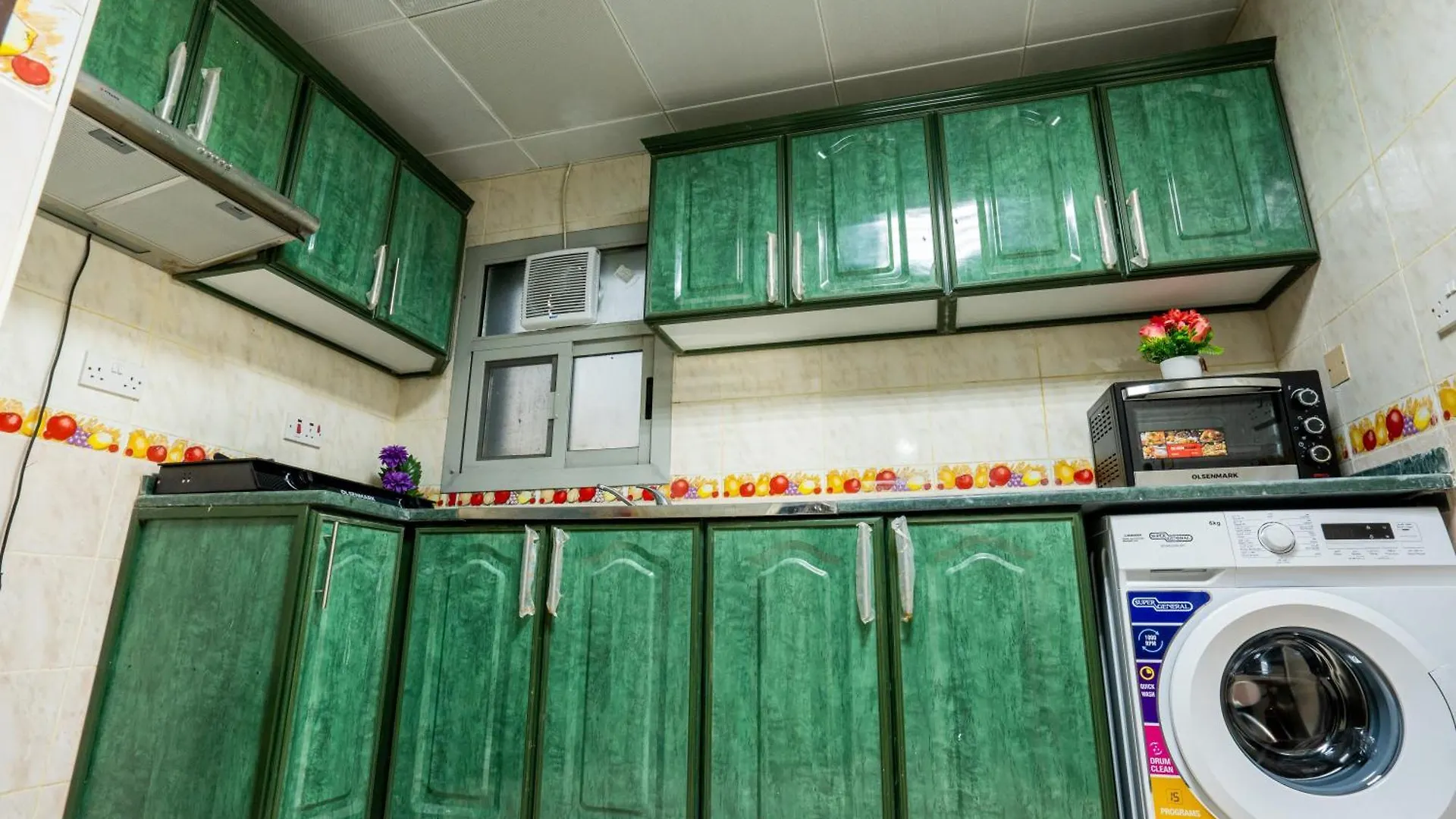 Tourist Peaceful Family Rooms Abu Dhabi Me11Apt Baith Al Jannah Llc 0*,